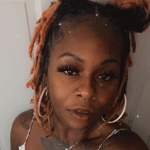 Meet your Posher, Lashea